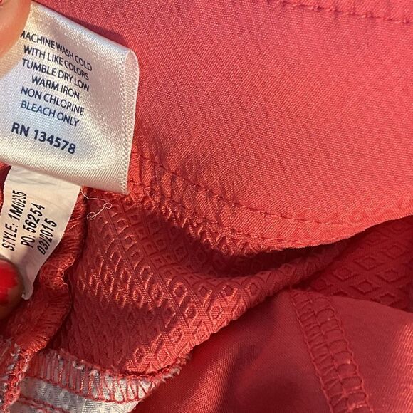 VINEYARD VINES MENS BOARD SHORTS MEDIUM PINK BLUE SWIM TRUNKS BEACH CASUAL DAY - Picture 6 of 9